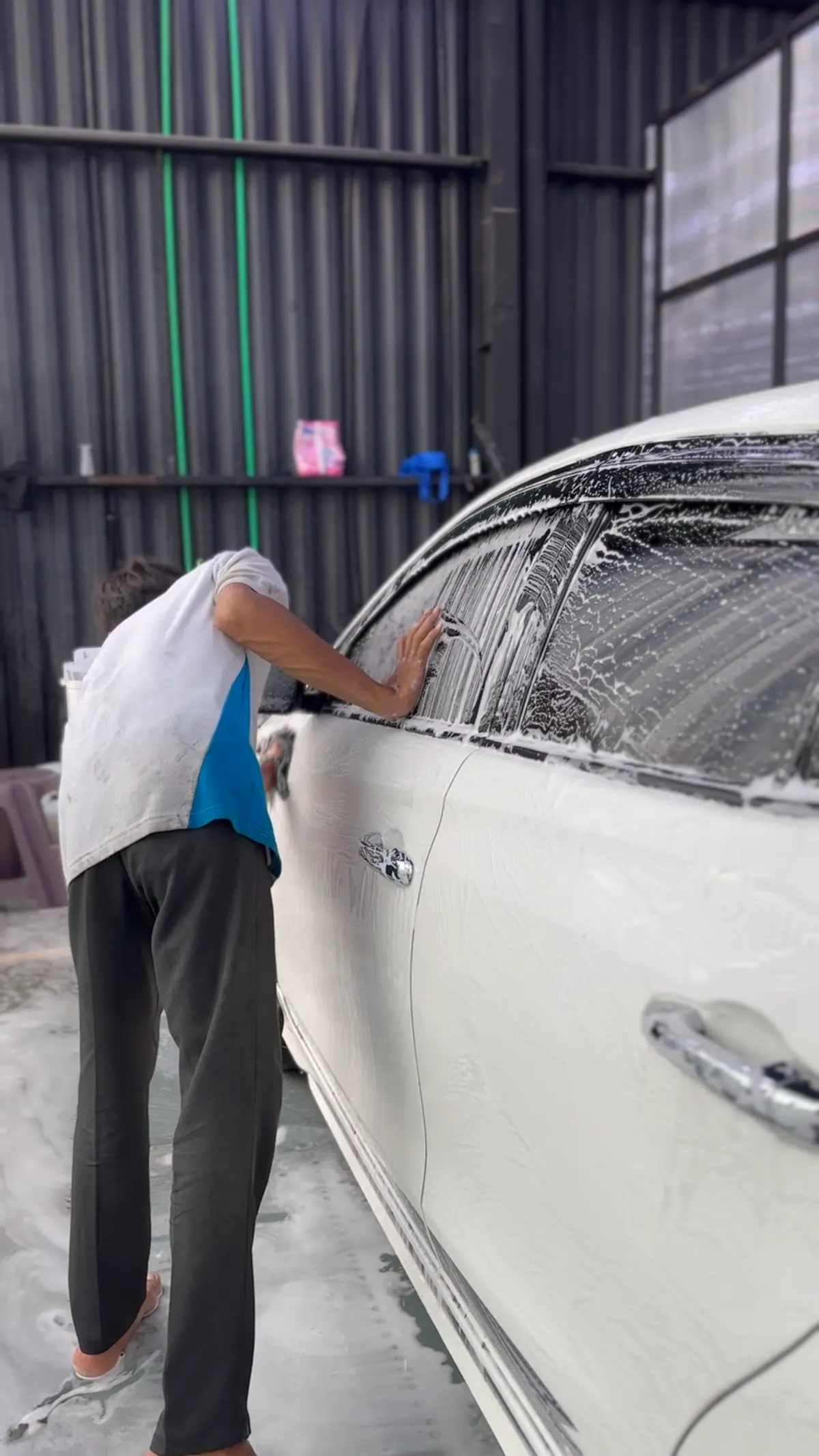 Booking Servis Mobil di bengkel Bosch Car Service